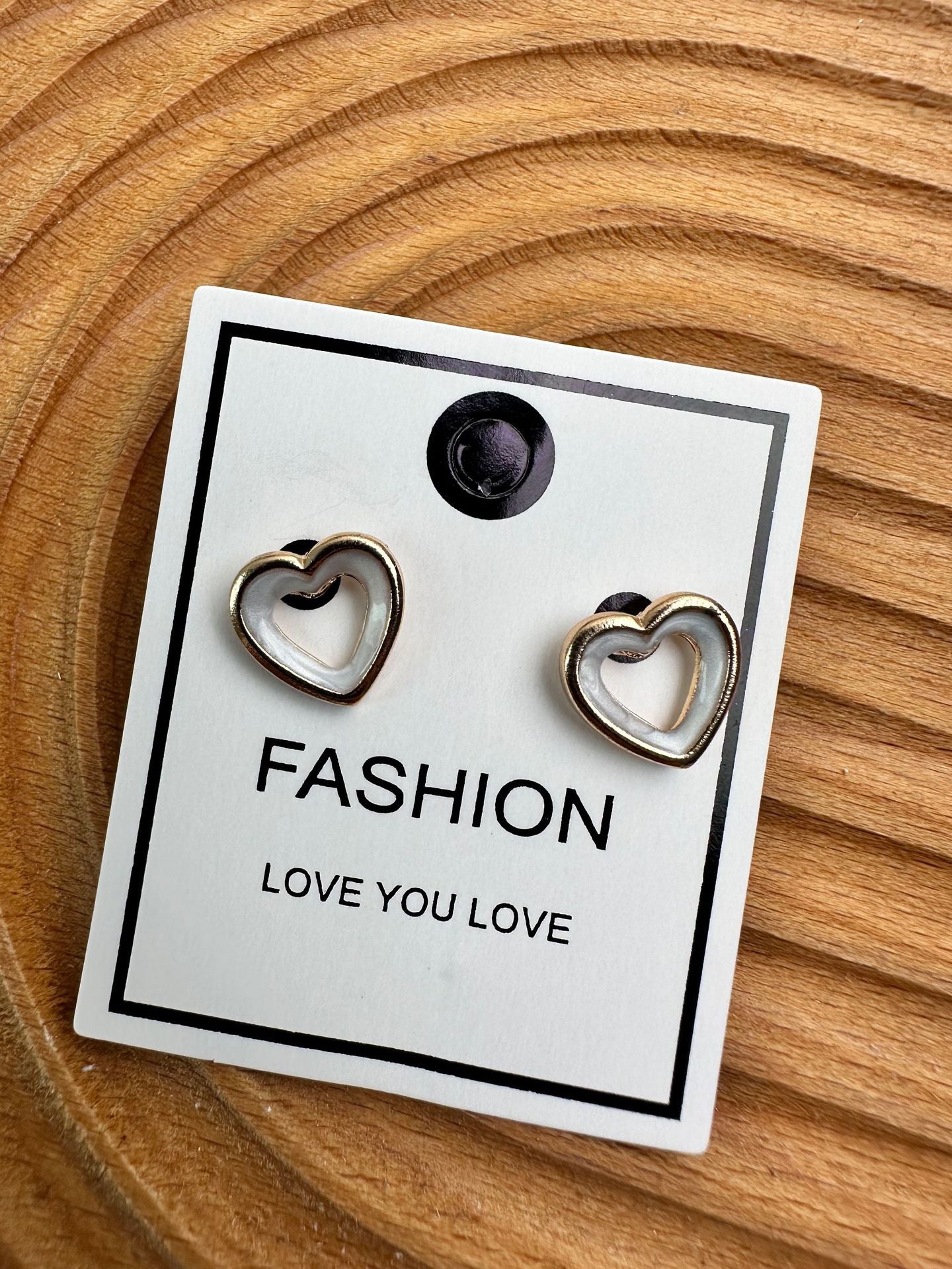 UNI-11232 - Heart Gold White - Earring