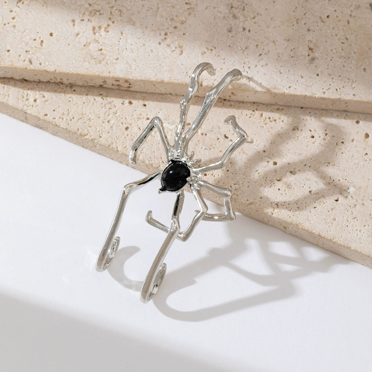 UNI-12611 - Silver Spider - Earring