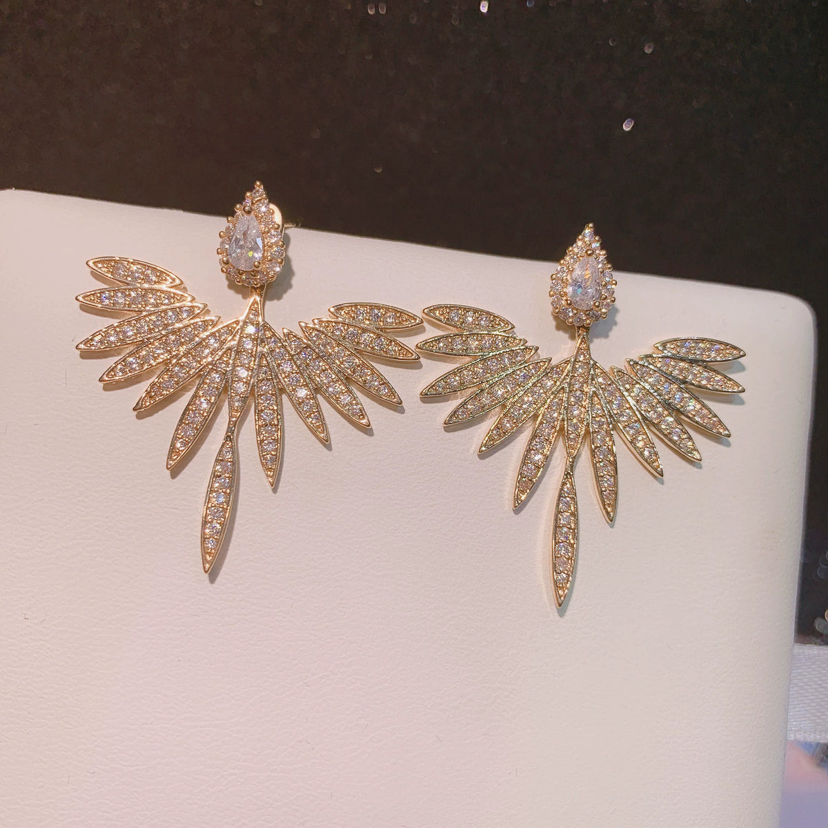 UNI-12606 - Crystal Diamonds Eagle Gold - Earring