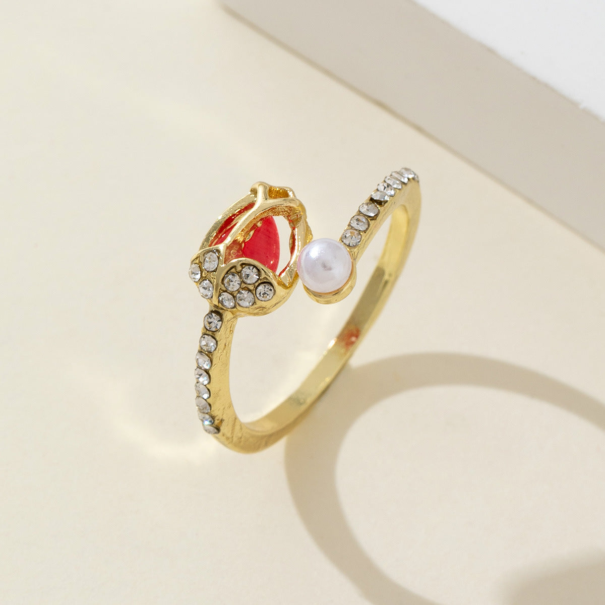 UNI-12622 - Red Tulip Flower & Pearl - Ring