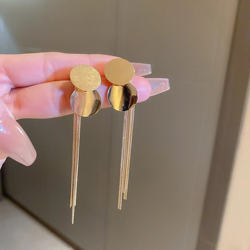 UNI-12123 - Dangling Gold - Earring