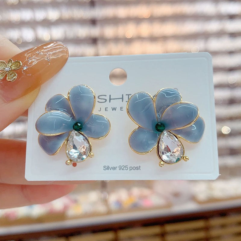 UNI-12832 - Blue Flower Diamond - Earring