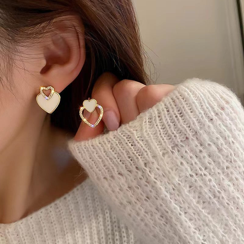 UNI-12335 - White Marbled Heart - Earrings
