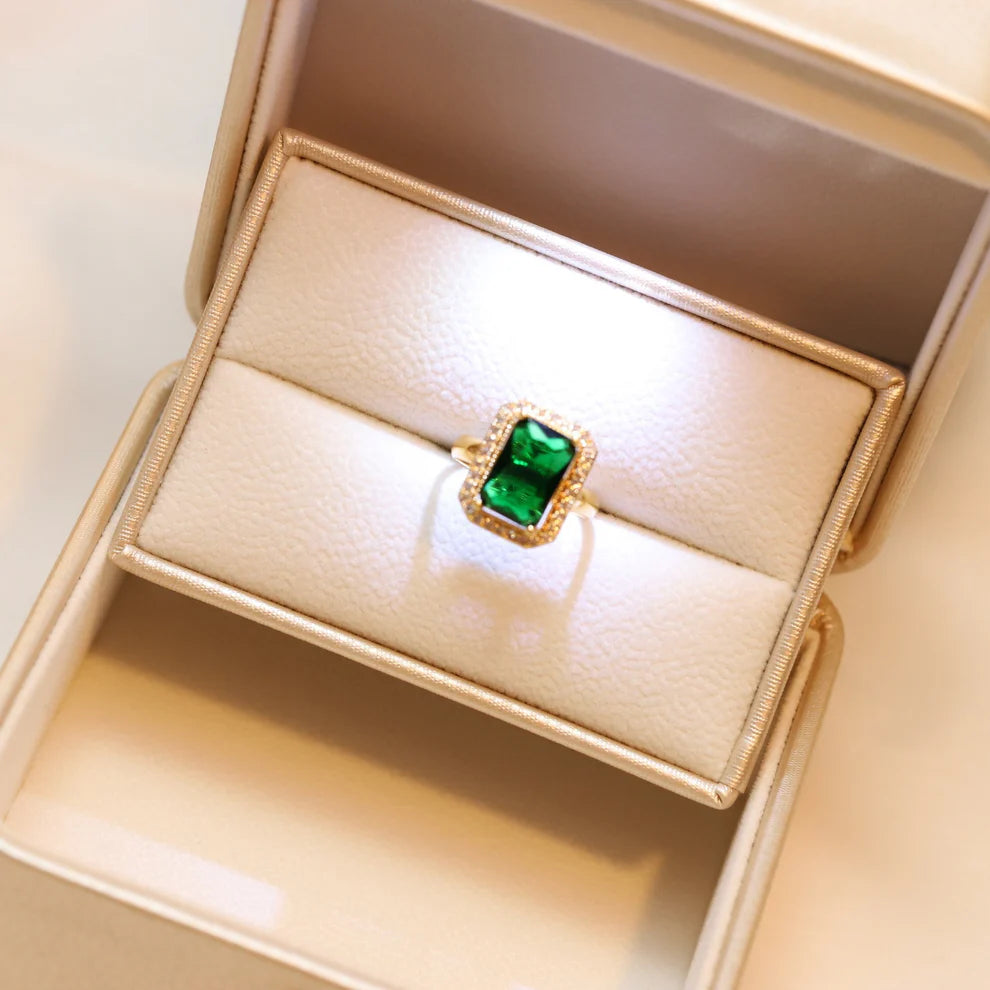 UNI-11015-1 - Green Gem Gold - Ring