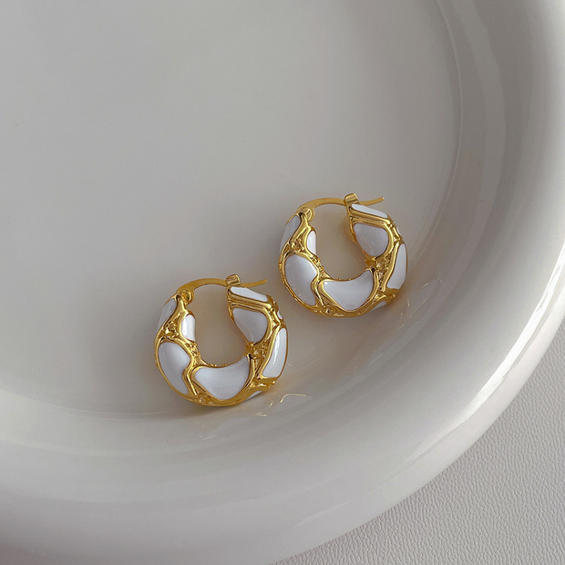 UNI-10841 - White Geometric Gold Foil - Earring