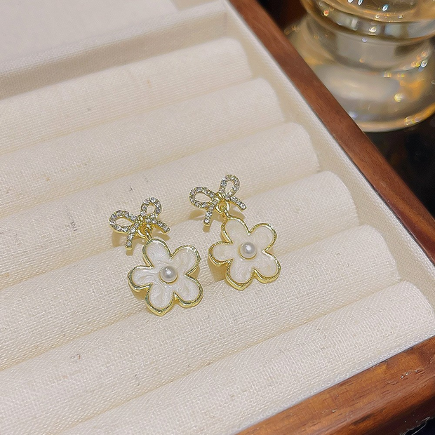 UNI-10905 - Blinky Bow Flower Gold - Earring