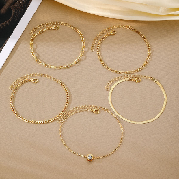 UNI-10603 - Diamond & Gold Chain - Bracelet Set of 5