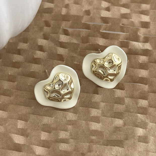 UNI-10335 - Glam Heart Round Gold - Earring