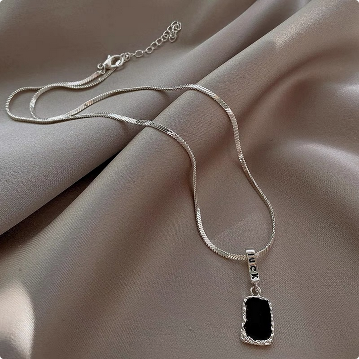 UNI-11966 - Titanium Steel Fancy Black & Silver - Necklace