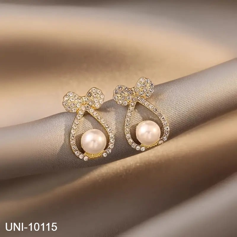 UNI-10115 - Bow Sparkles Gold - Earring (DISCONTINUED)