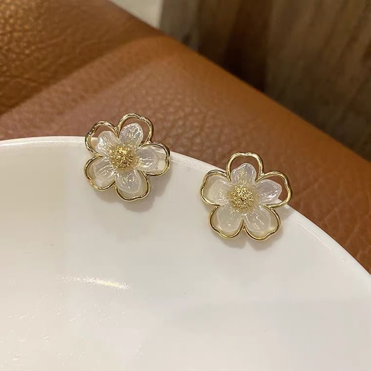 UNI-10019 - Flower Gold - Earring