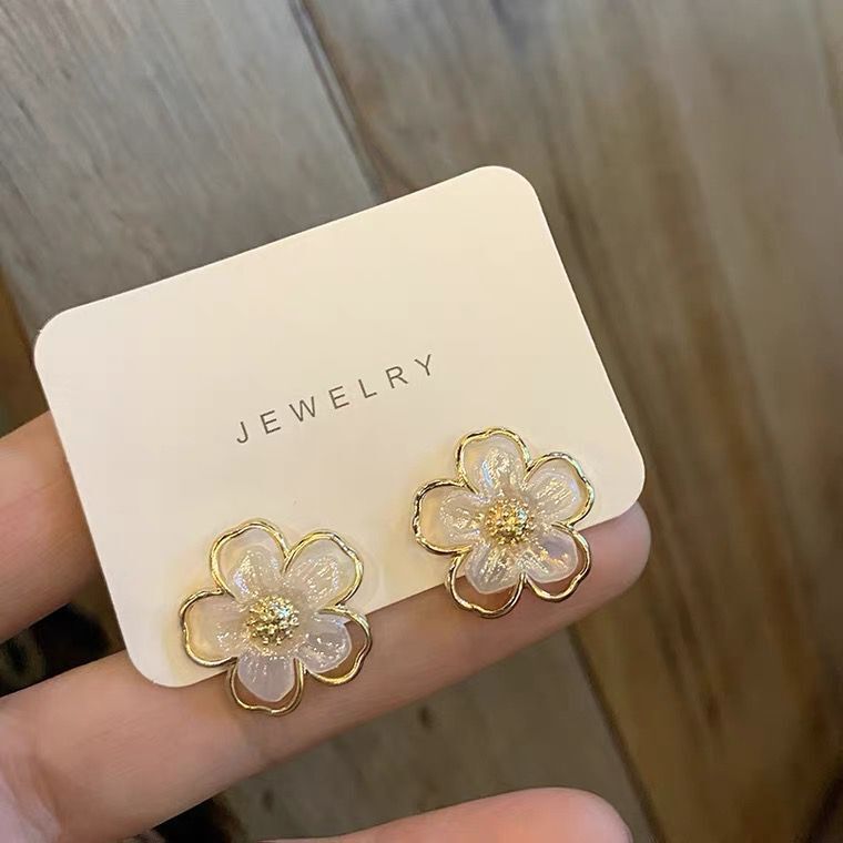 UNI-10019 - Flower Gold - Earring