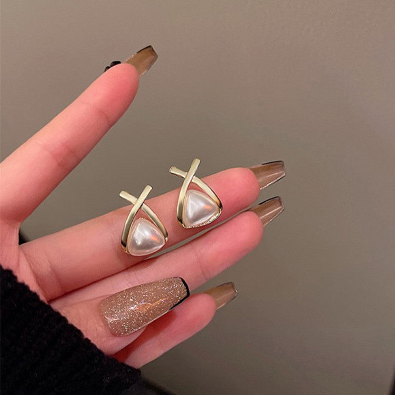 UNI-10020 - Faux Pearl Gold - Earring