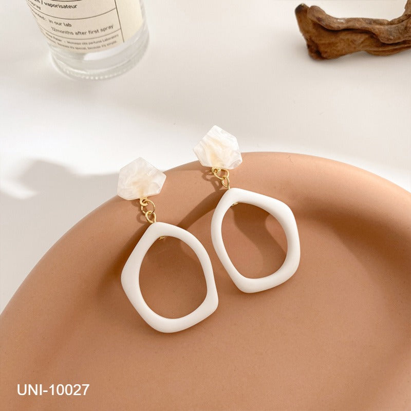 UNI-10027 - Acrylic White Stone - Earring