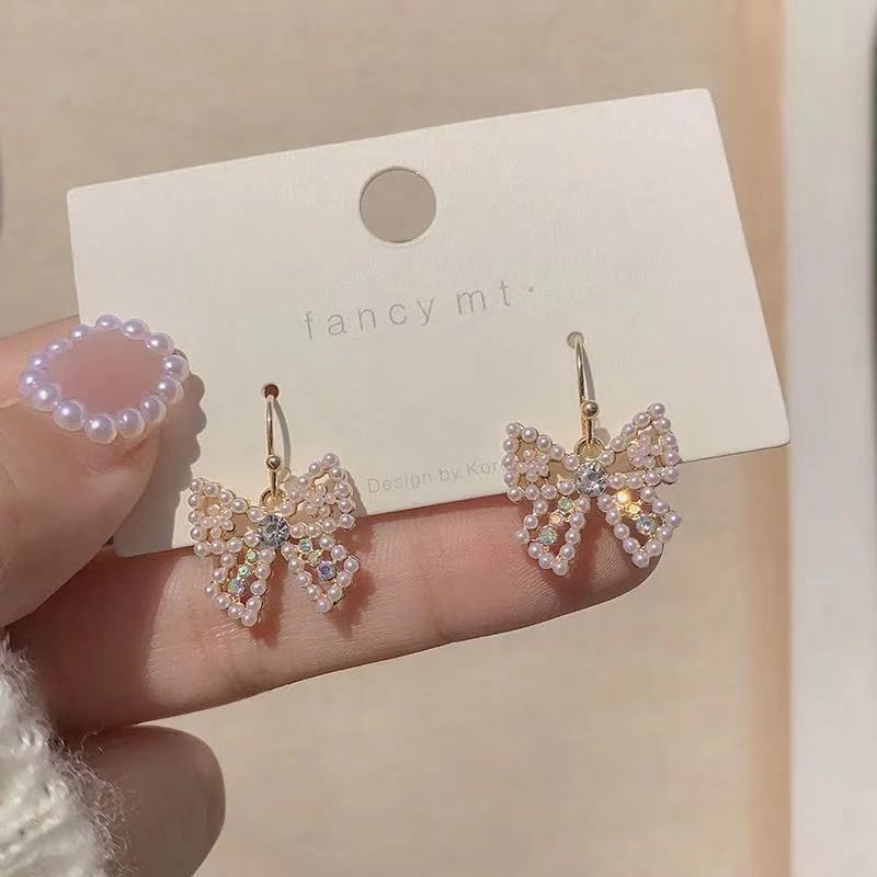 UNI-10042 - Diamond Bow Pearl Gold - Earring