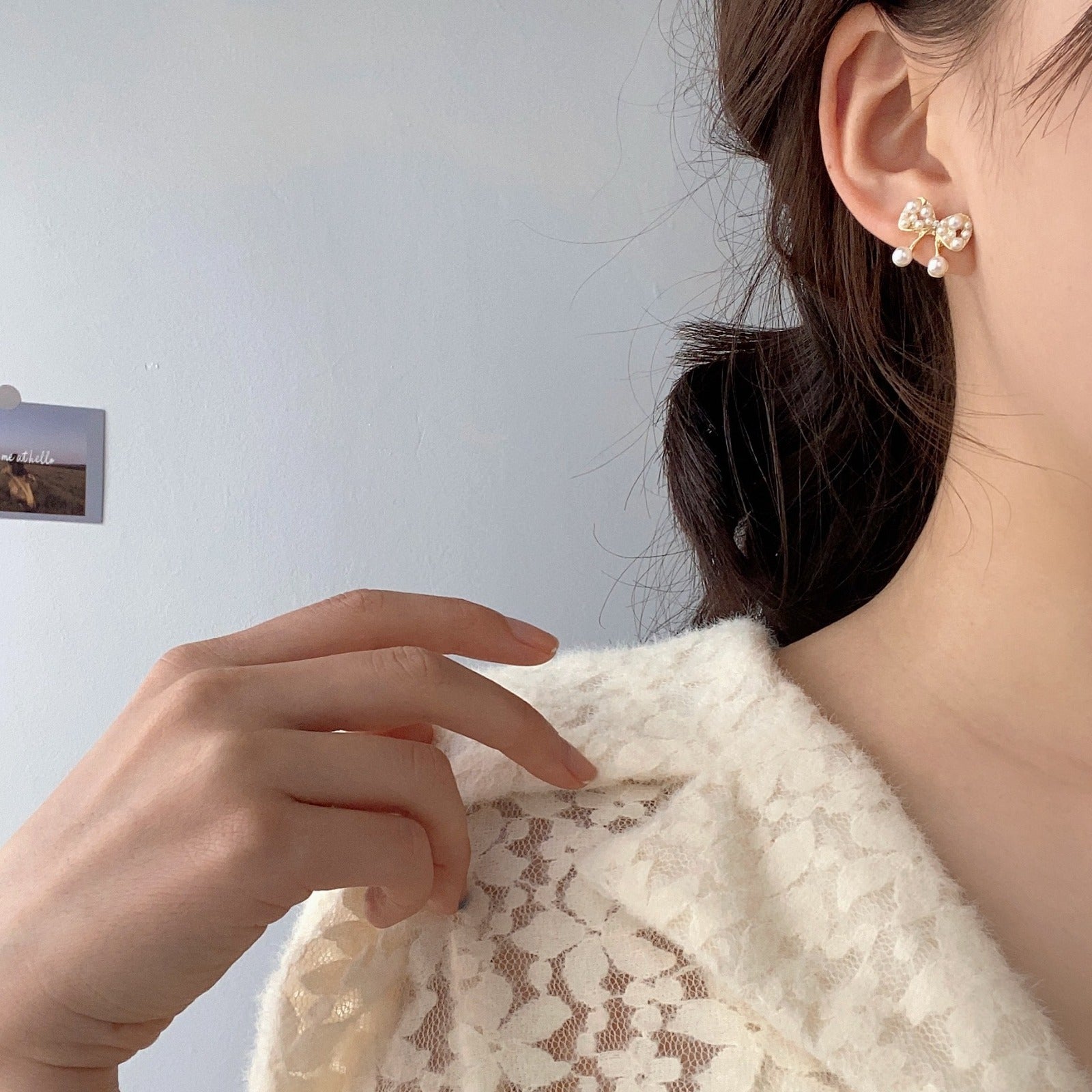 UNI-10039 - Bow Pearl Gold - Earring