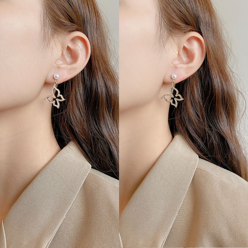 UNI-10058 - Gold Butterfly - Earring