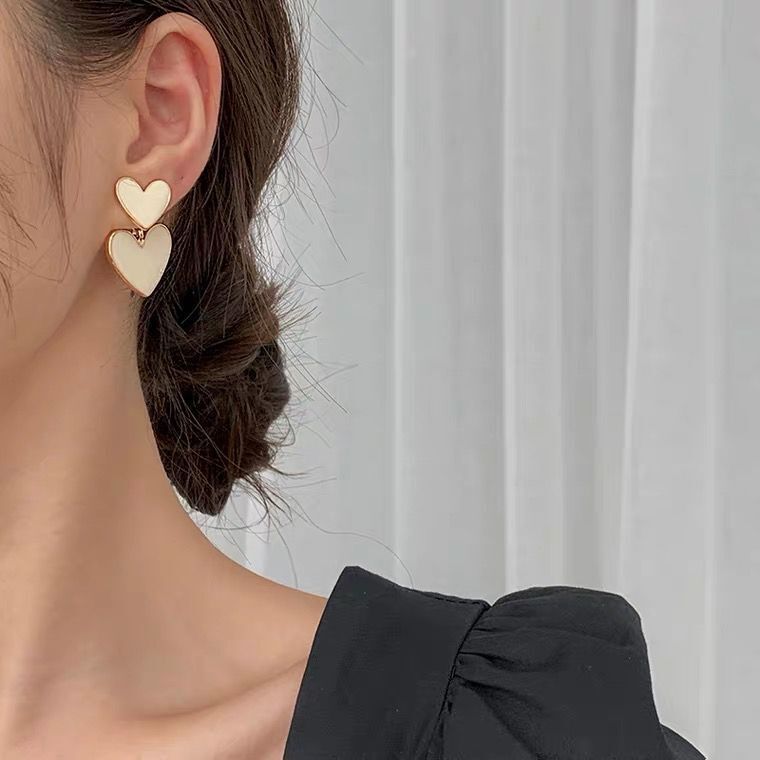 UNI-10062 - White Pastel Heart - Earring