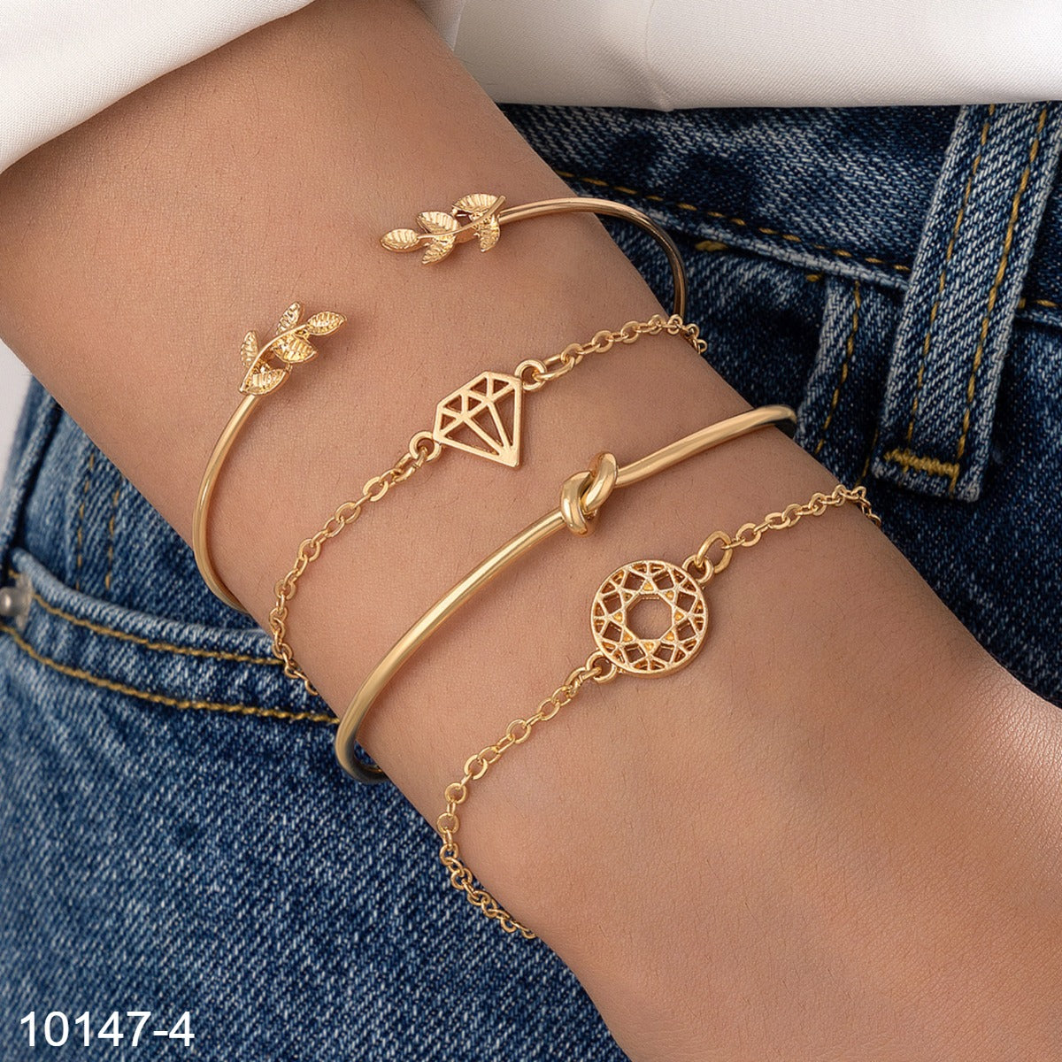 UNI-10147-4 - Gold Diamond Bangle - Bracelet Set Of 4