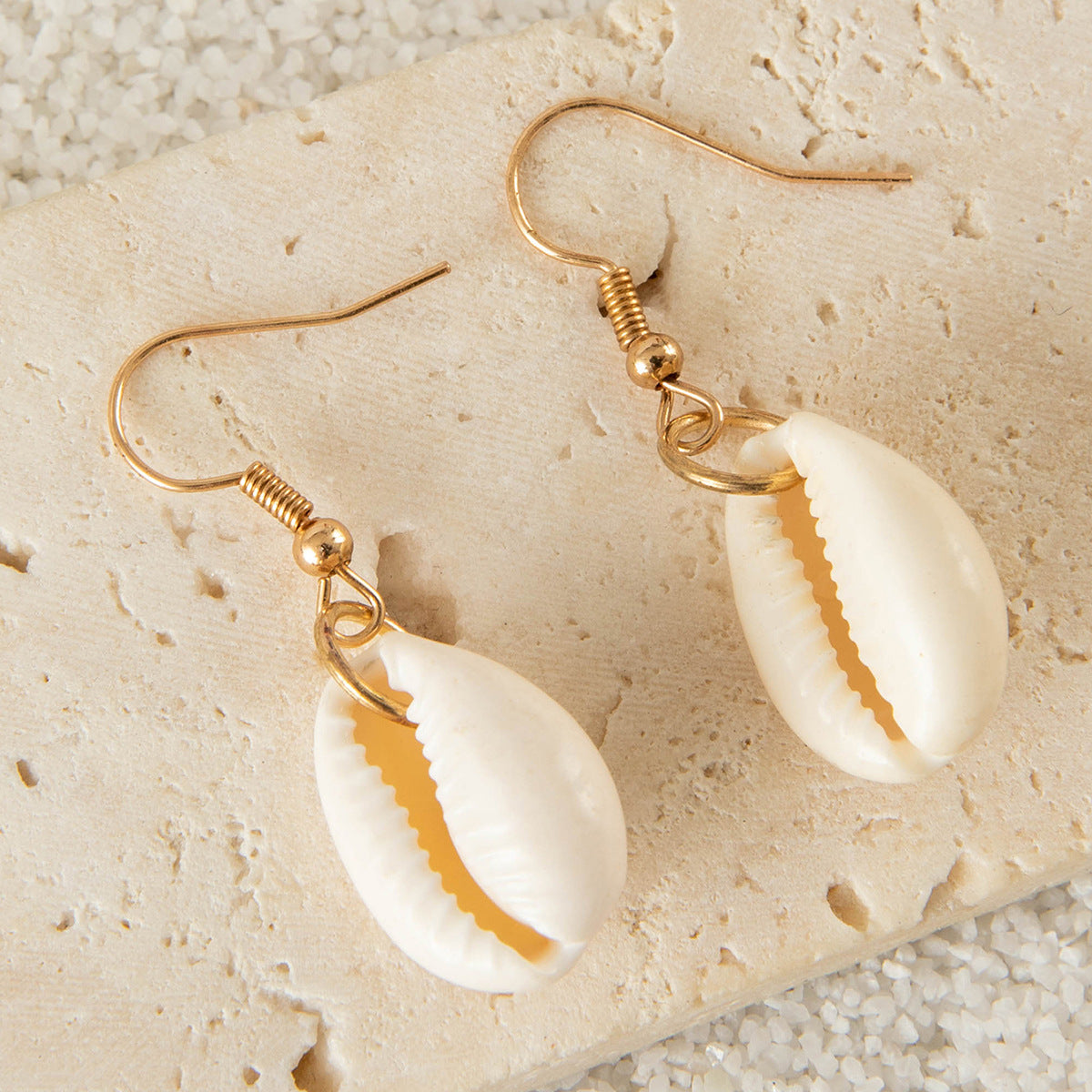 UNI-10148-3 - Sea Shell White - Earring Style 3