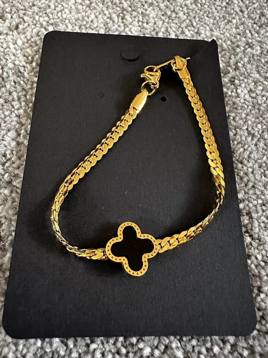 SS-1018 - Flower Black - Bracelet Style 3