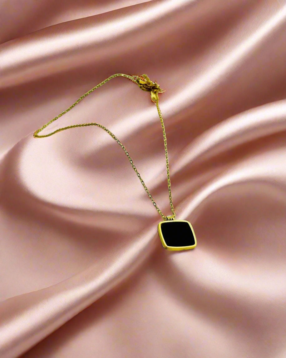 SS-1021 - Classy Black Square Gold - Necklace