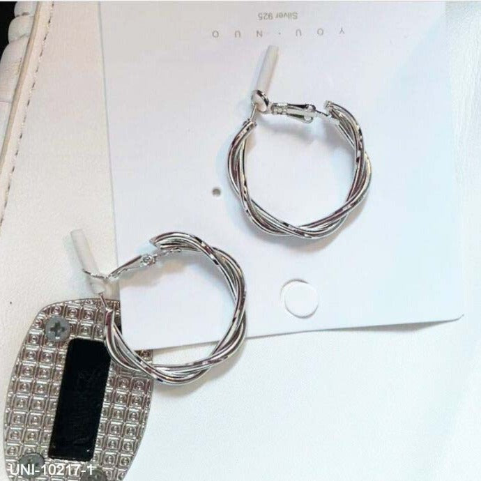 UNI-10217-1 -Twist Hoop Silver - Earring