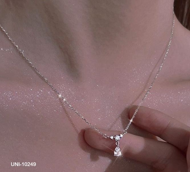 UNI-10249 - Diamond Silver - Necklace