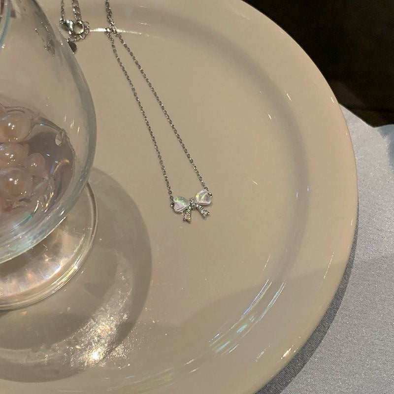 UNI-10252 - White Bow Silver - Necklace