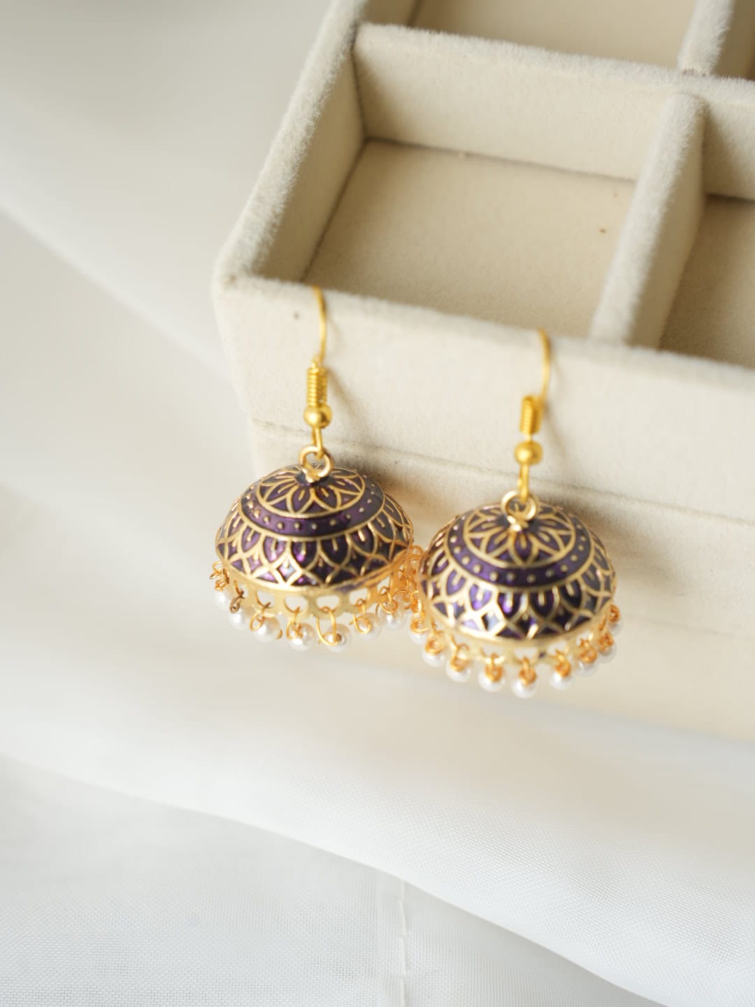 JH-22 - Pearly Jhumka Medium - Earring Style 3