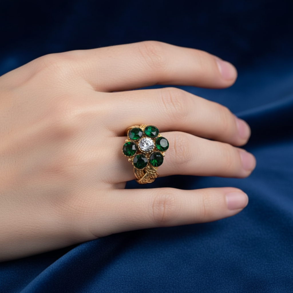 R-121 - Diamonds Gold Flower - Ring Style 5