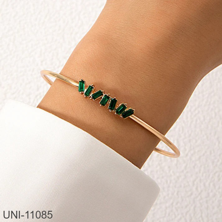 UNI-11085 - Green Diamond Gold Bangle - Bracelet Style 4