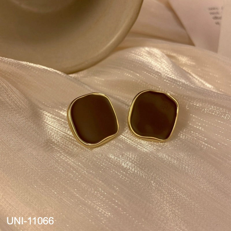 UNI- 11066 - Maroon Geometric Square - Earring