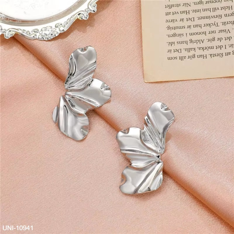 UNI-10941 - Silver Half Flower - Earring