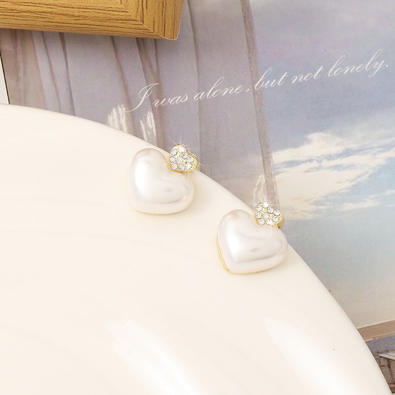 UNI-10332 - Pearl Heart - Earring