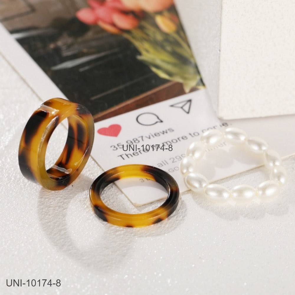 UNI-10174-8 - Pearl & Acrylic Brown - Ring Set of 3