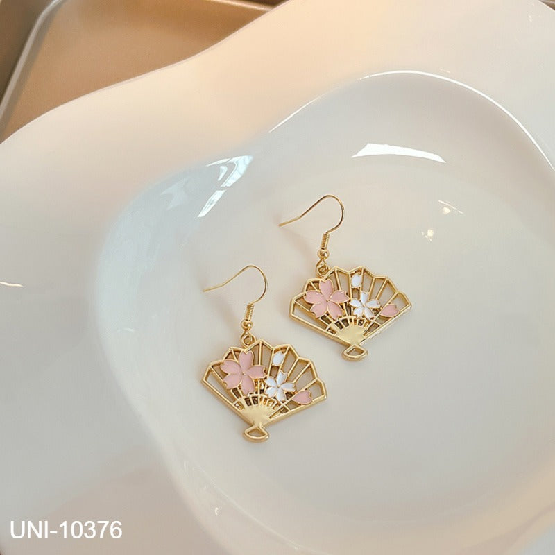 UNI-10376 - Elegant Fan Sakura Flowers Gold - Earring