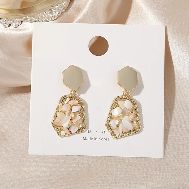 UNI-10892 - Beige Natural Stones Gold - Earring