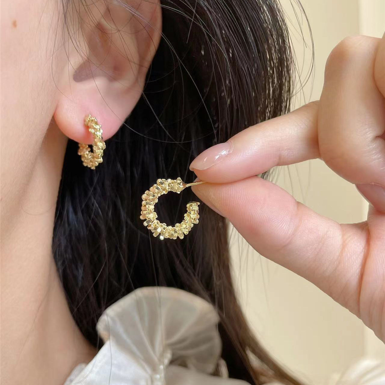 UNI-10846 - Gold Geometric Foiled - Earring