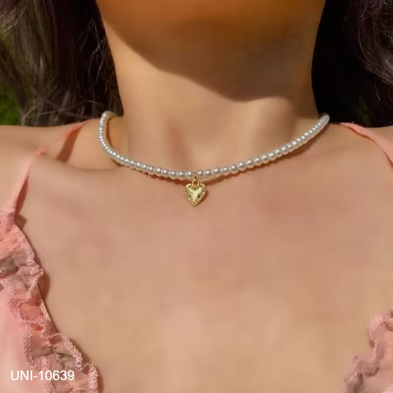 UNI-10639 - Beaded Heart - Necklace