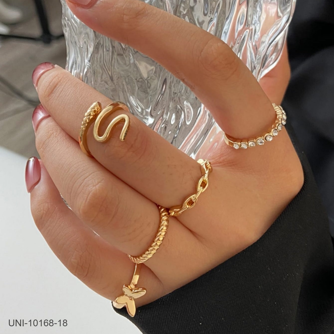 UNI-10168-18 - Foiled Butterfly  - Ring Set Of 5