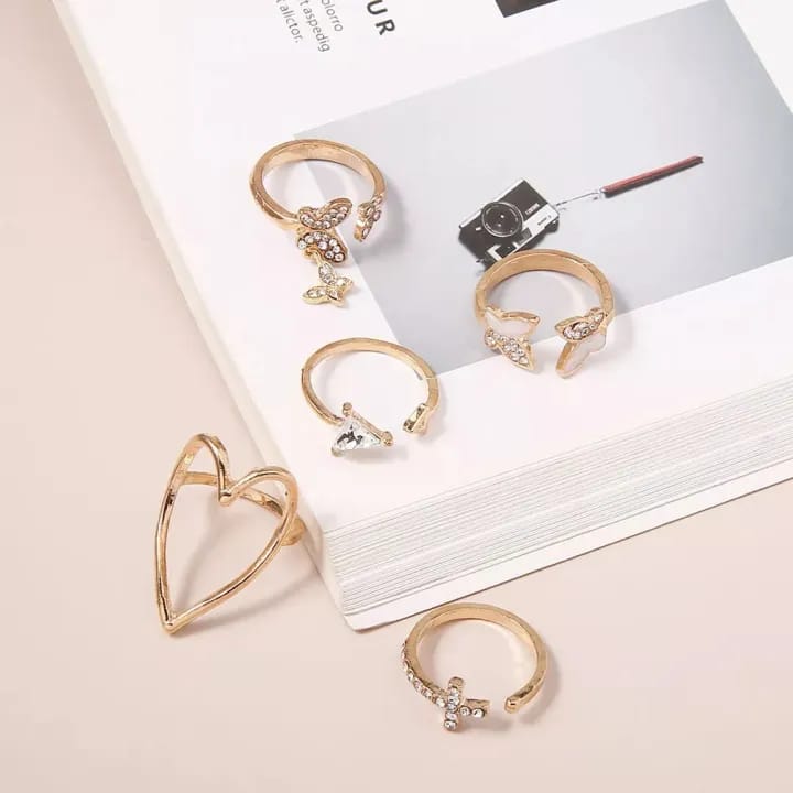 UNI-10168-10 - Blinky Butterfly & Heart Gold - Ring Set Of 5