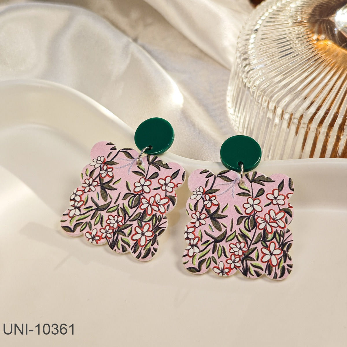 UNI-10361 - Acrylic Floral Series - Earring  Style 2