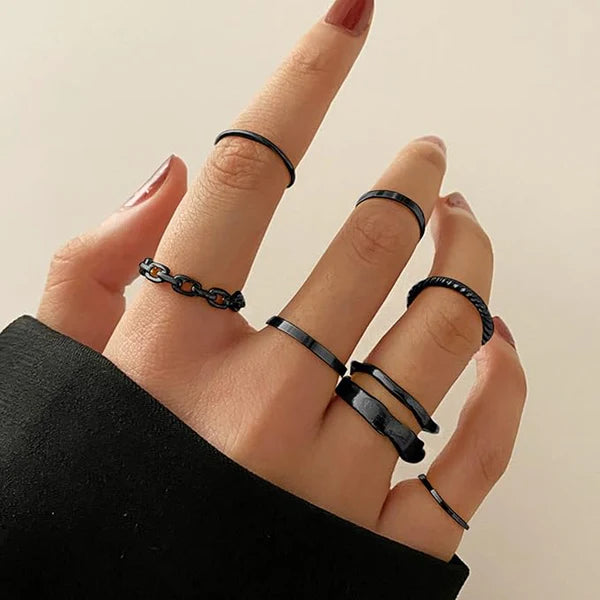UNI-10165-17  - Black Foil - Ring Set Of 7