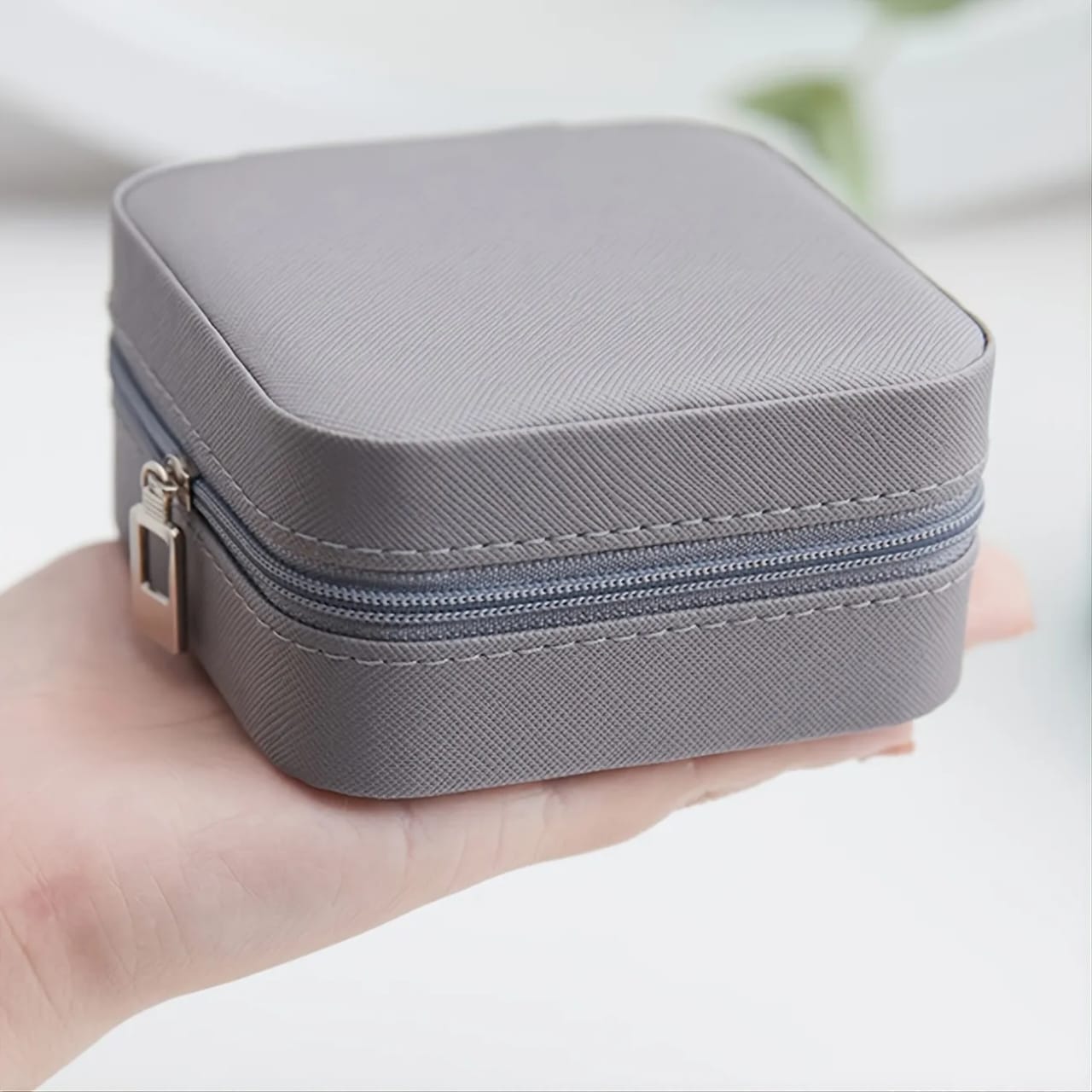 JJ - 11002 - Grey  - Jewelry Box