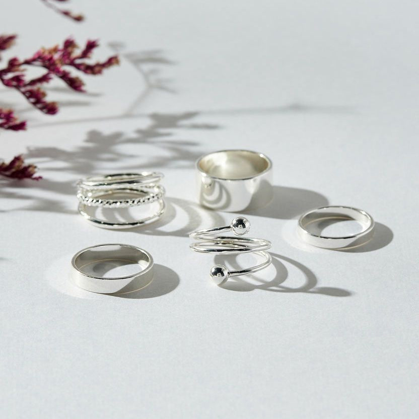 UNI-10165-20 - Classy Silver Foil - Ring Set Of 4