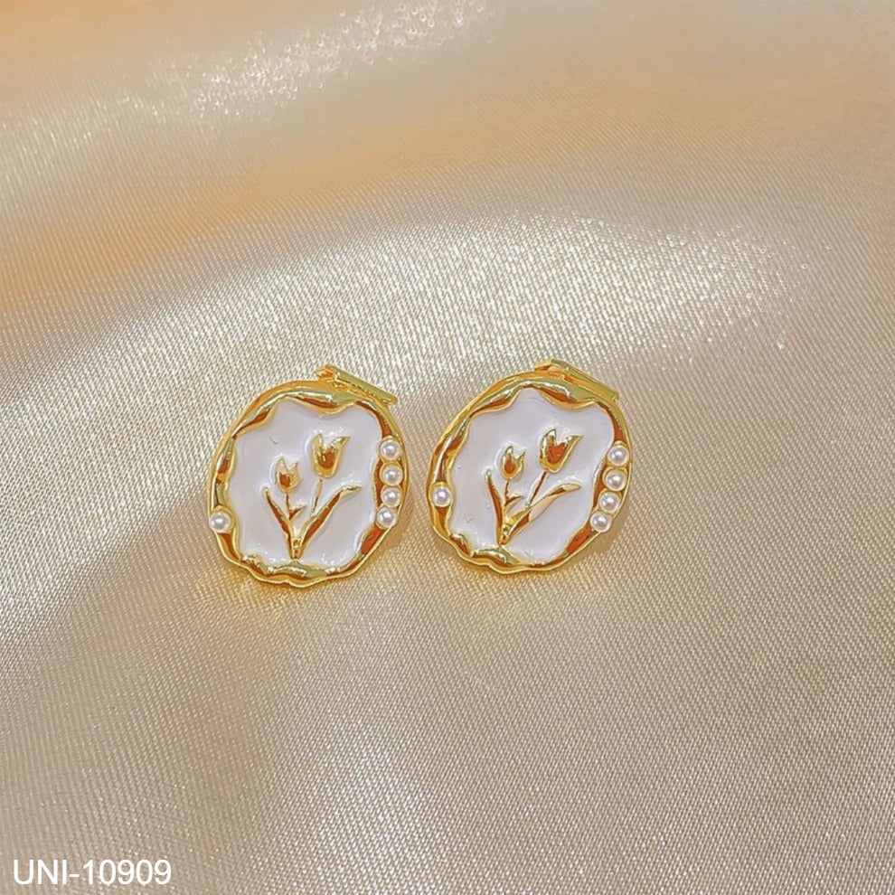 UNI-10909 - WhiteTulip Flower Gold - Earring