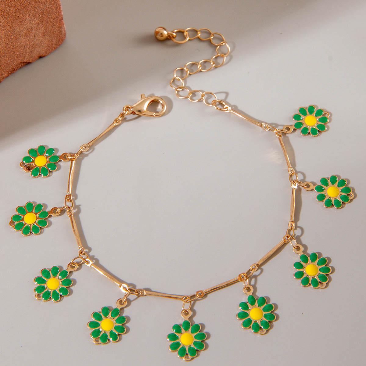 UNI-10788 - Green Flowers Gold - Bracelet