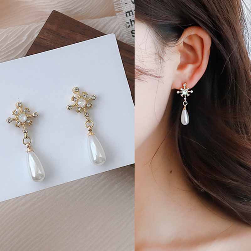UNI-10487 - Pearl & Sparkle Diamond - Earring
