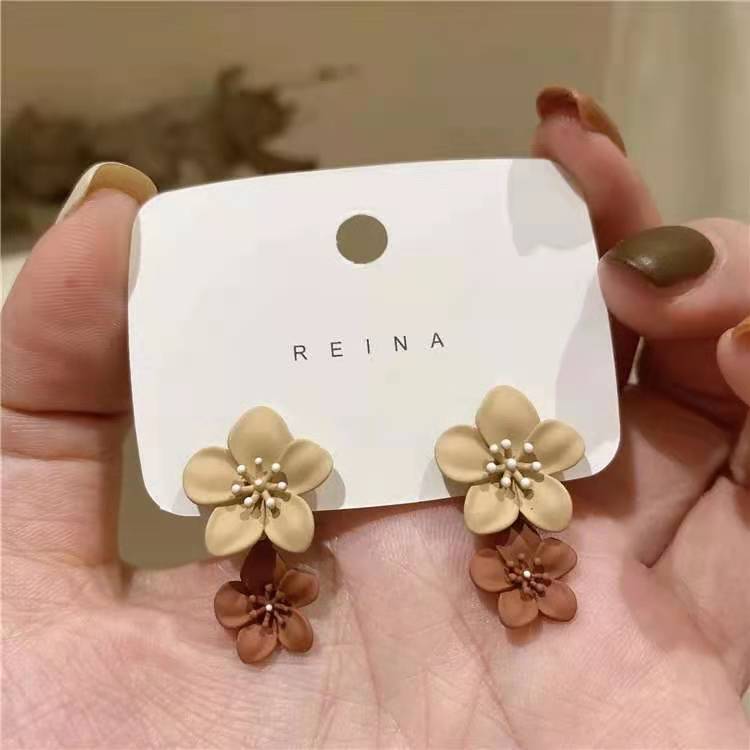 UNI-12016 - Double Flower Beige & Brown - Earring